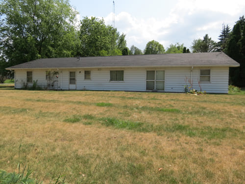 Lakefront Home With Back Lots Offered In 3 Tracts Schrader Real Estate And Auction Co Land Auction Marketing Experts Nationwide