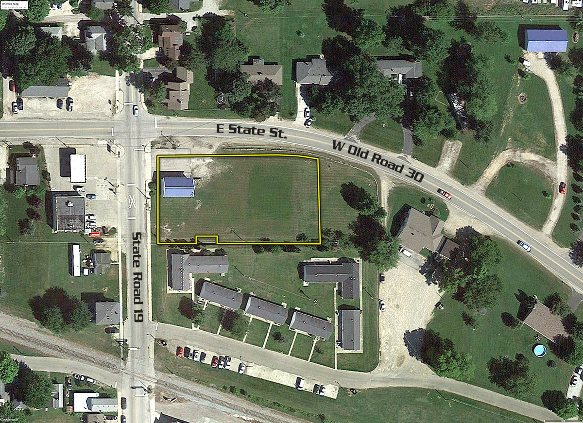 REAL ESTATE AUCTION REAL ESTATE AUCTION 936 SQ. FT. BUILDING ON .68