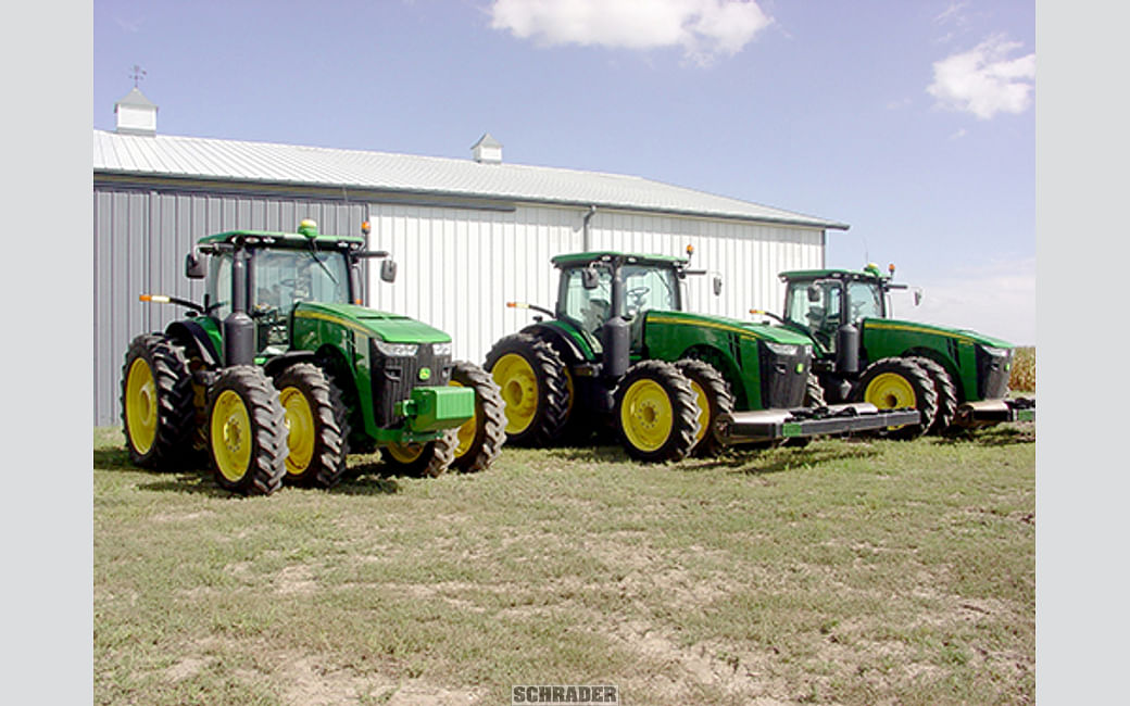 John Deere Heavy Duty Tractor 12V - Reynolds Farm Equipment